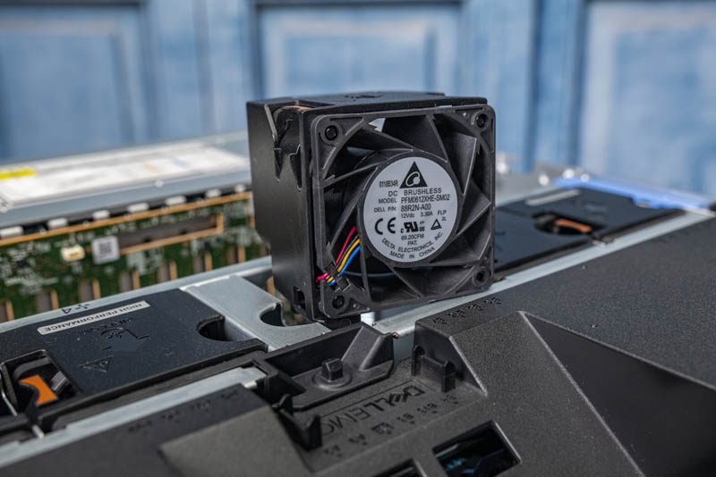 Dell-EMC-PowerEdge-R7525-Internal-High-Performance-Fan.jpg Dell-EMC-PowerEdge-R7525-Internal-High-Performance-Fan.jpg