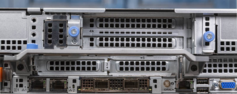 Dell-EMC-PowerEdge-R7525-Rear-IO.jpg Dell-EMC-PowerEdge-R7525-Rear-IO.jpg